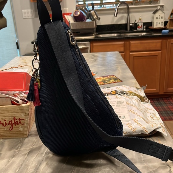 Sak Roots shoulder bag - Picture 3 of 6